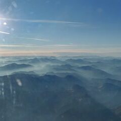 Verortung via Georeferenzierung der Kamera: Aufgenommen in der Nähe von Gemeinde Schwarzau im Gebirge, Österreich in 3400 Meter